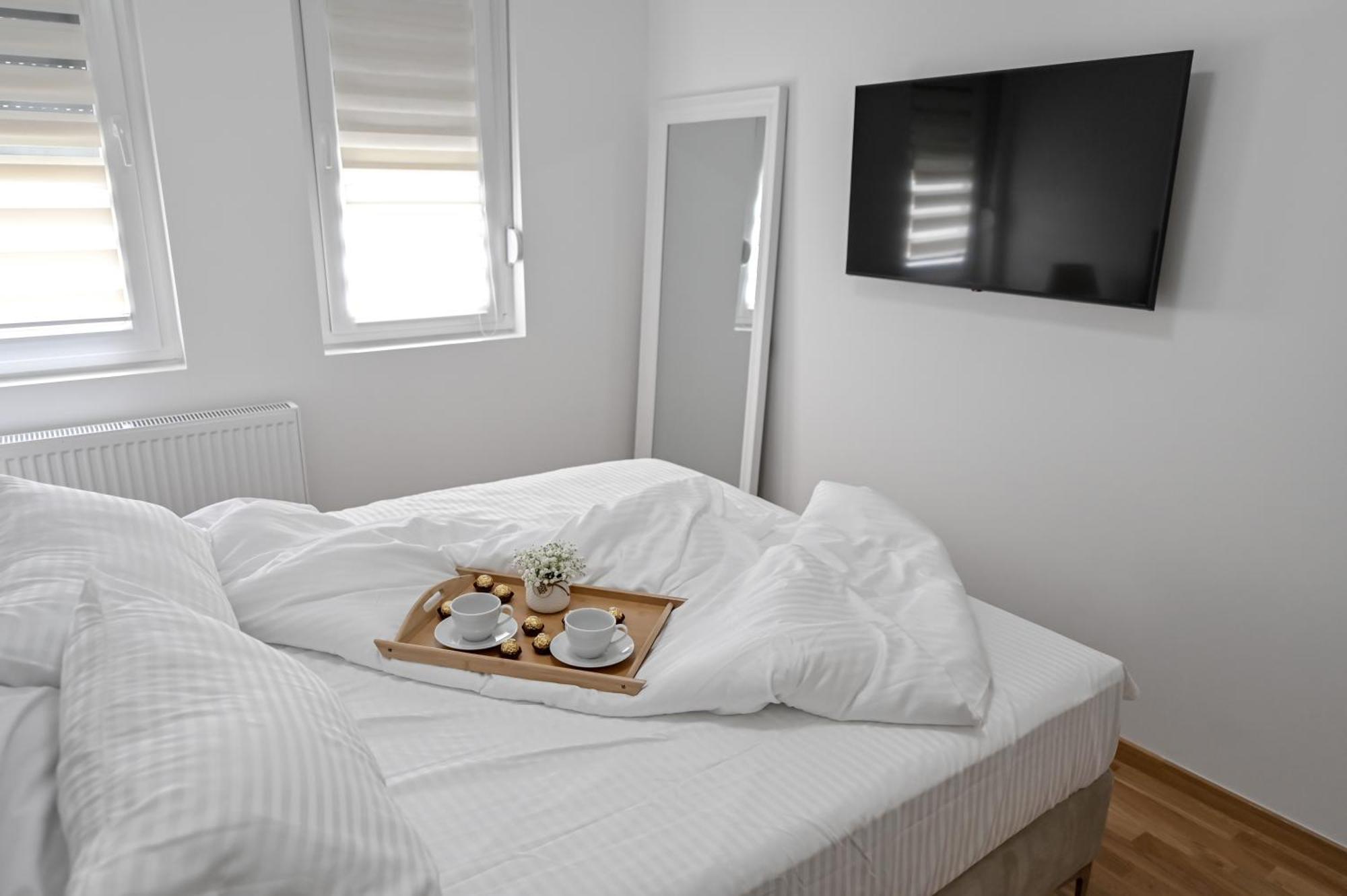 Porto Lux Apartment Arandelovac Exterior photo