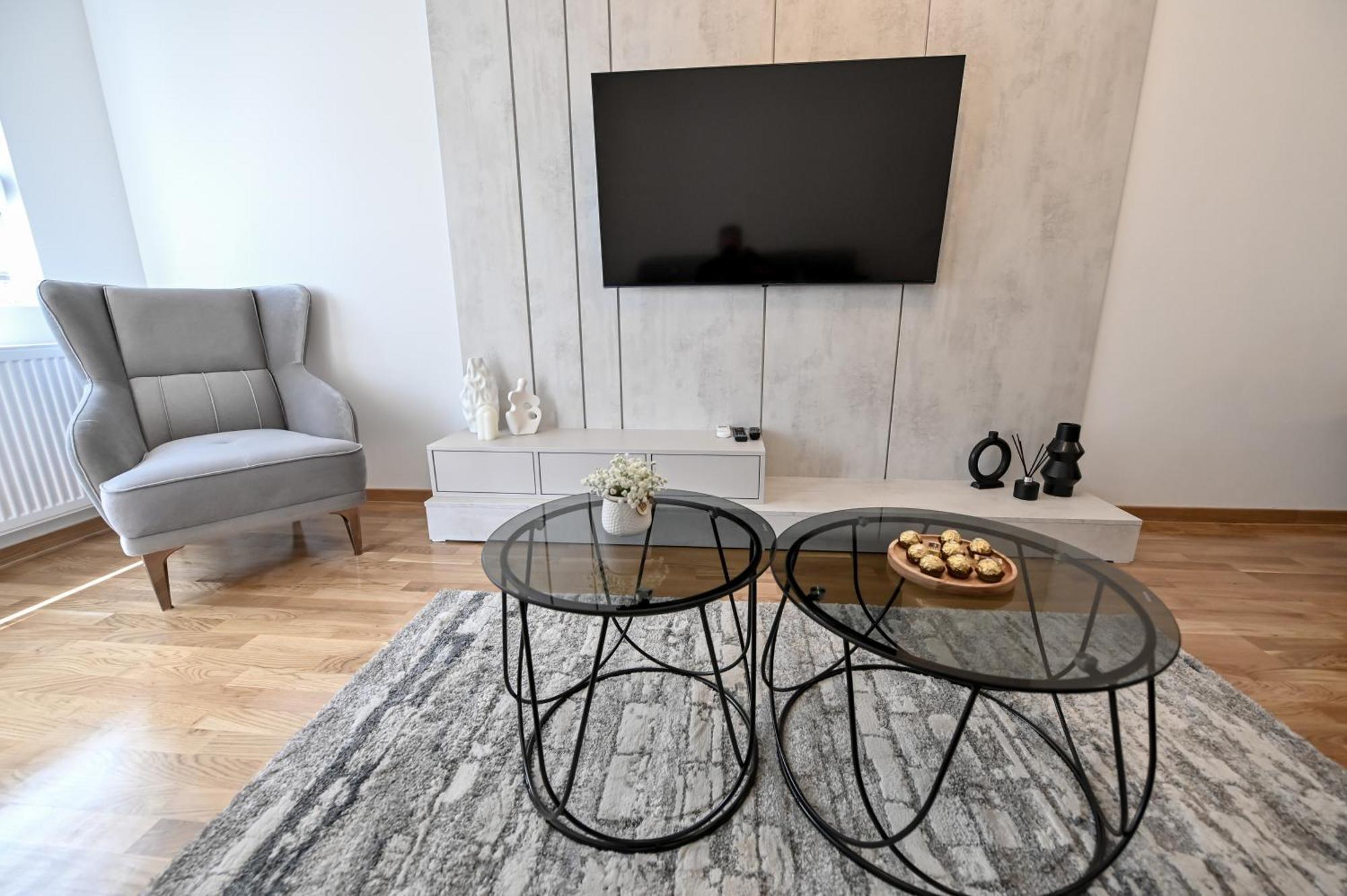 Porto Lux Apartment Arandelovac Exterior photo